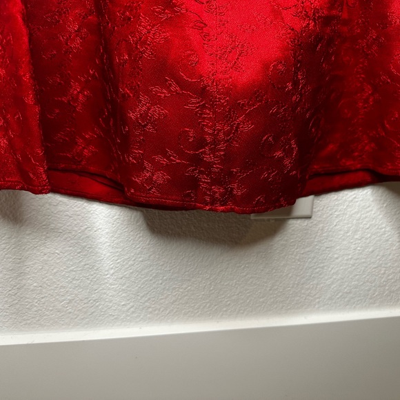 Jessica McClintock Vibrant Red Dress - Picture 6 of 6